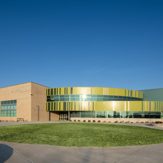 Island View Elementary School Exterior
